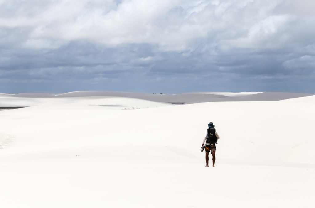 Caminhada nas dunas dos Lençóis