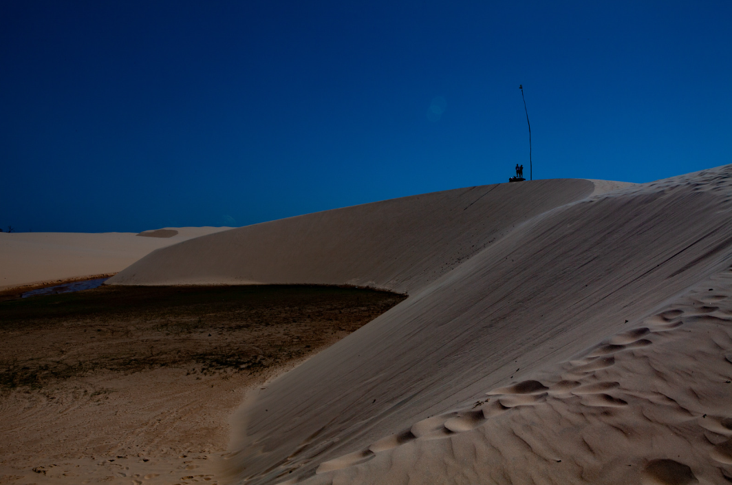 Trilha noturna nos Lençóis Maranhenses